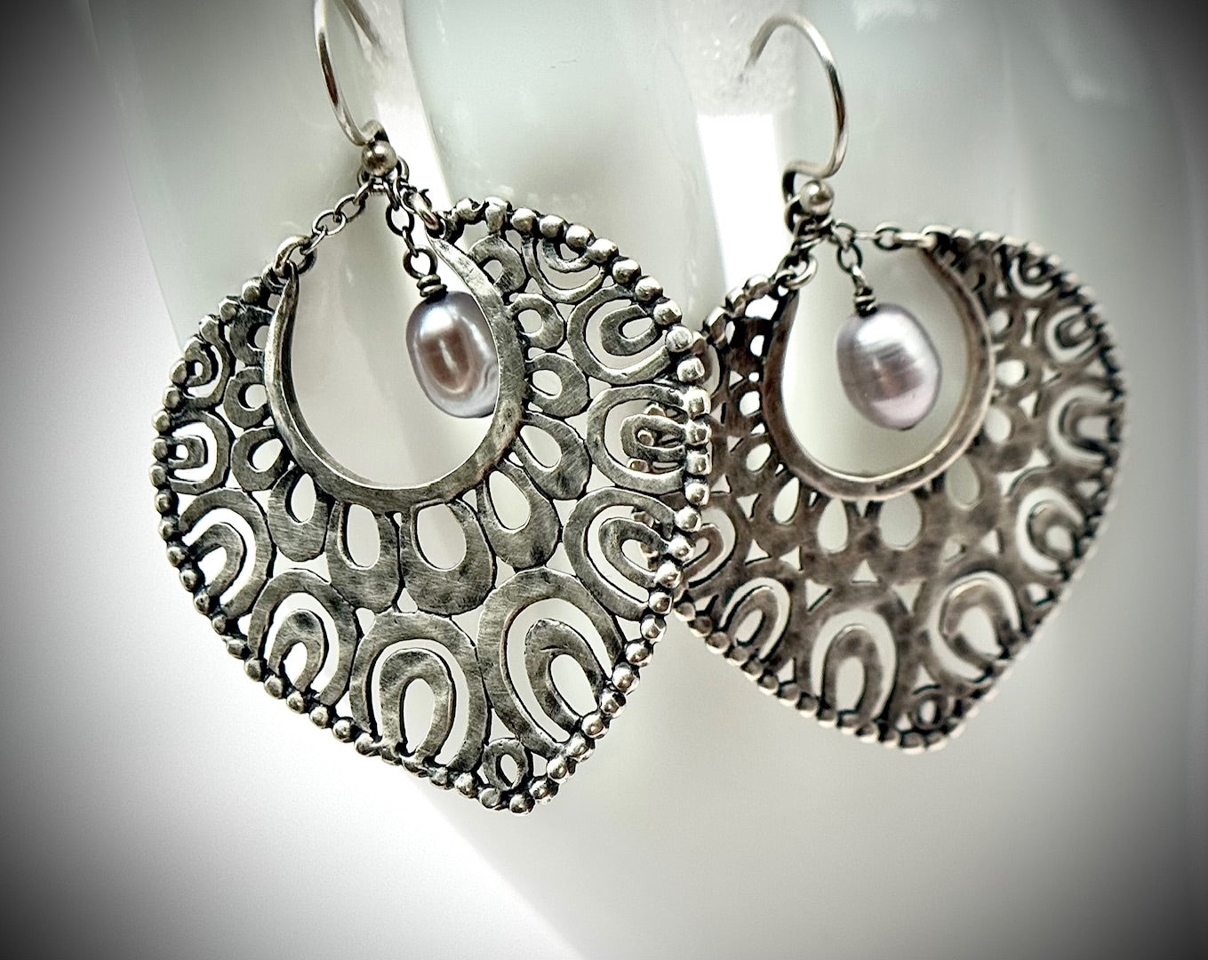 Silpada sterling silver gray pearl filigree earrings w1813